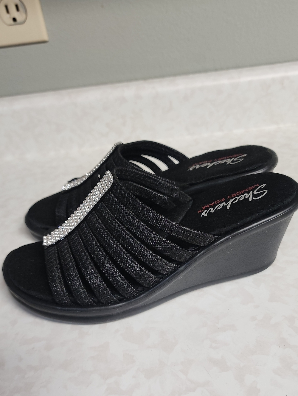 Skechers Black Wedge Slide with Crystal Accent womens 7.5 number 1145